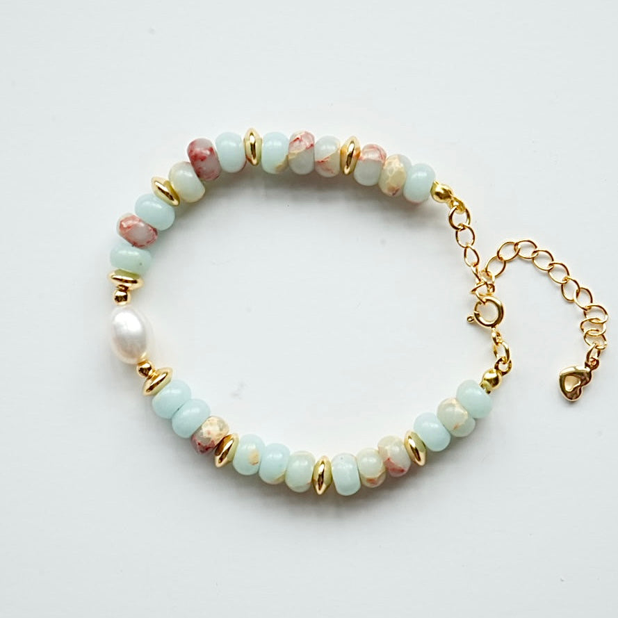 ✨ Pastel Mint & Blush Beaded Bracelet with Pearl-White Focal Accent ✨