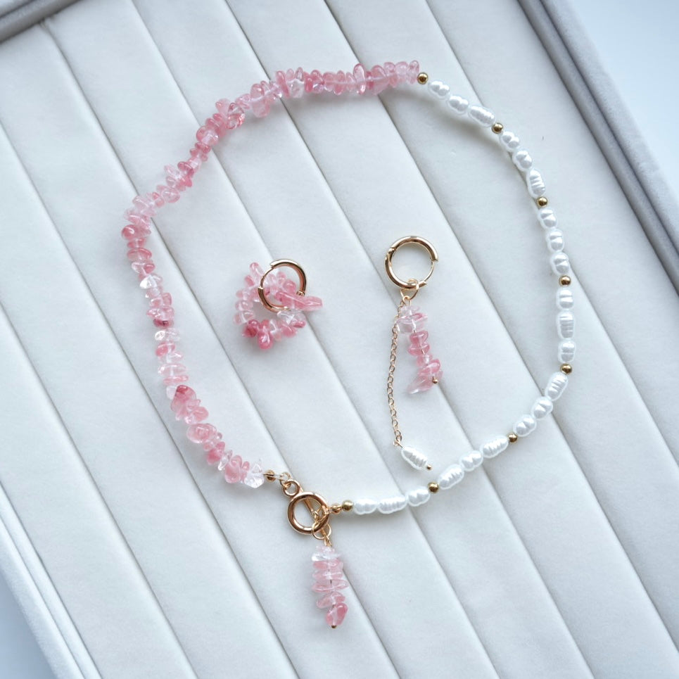 Blushing Quartz & Pearl Toggle Necklace ✨💗