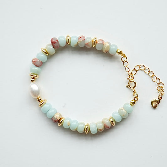 ✨ Pastel Mint & Blush Beaded Bracelet with Pearl-White Focal Accent ✨