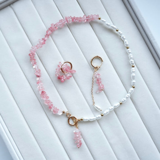 Blushing Quartz & Pearl Toggle Necklace ✨💗